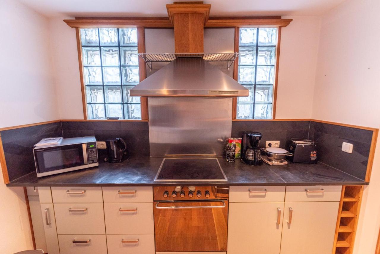 Ferienwohnung Designer Unterkunft in 15. Jahrhundert Altbau 75 m² für max. 4 Personen Eltville am Rhein Exterior foto
